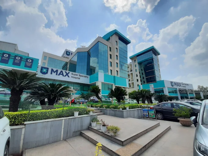Max Super Speciality Hospital, Saket, Delhi, India
